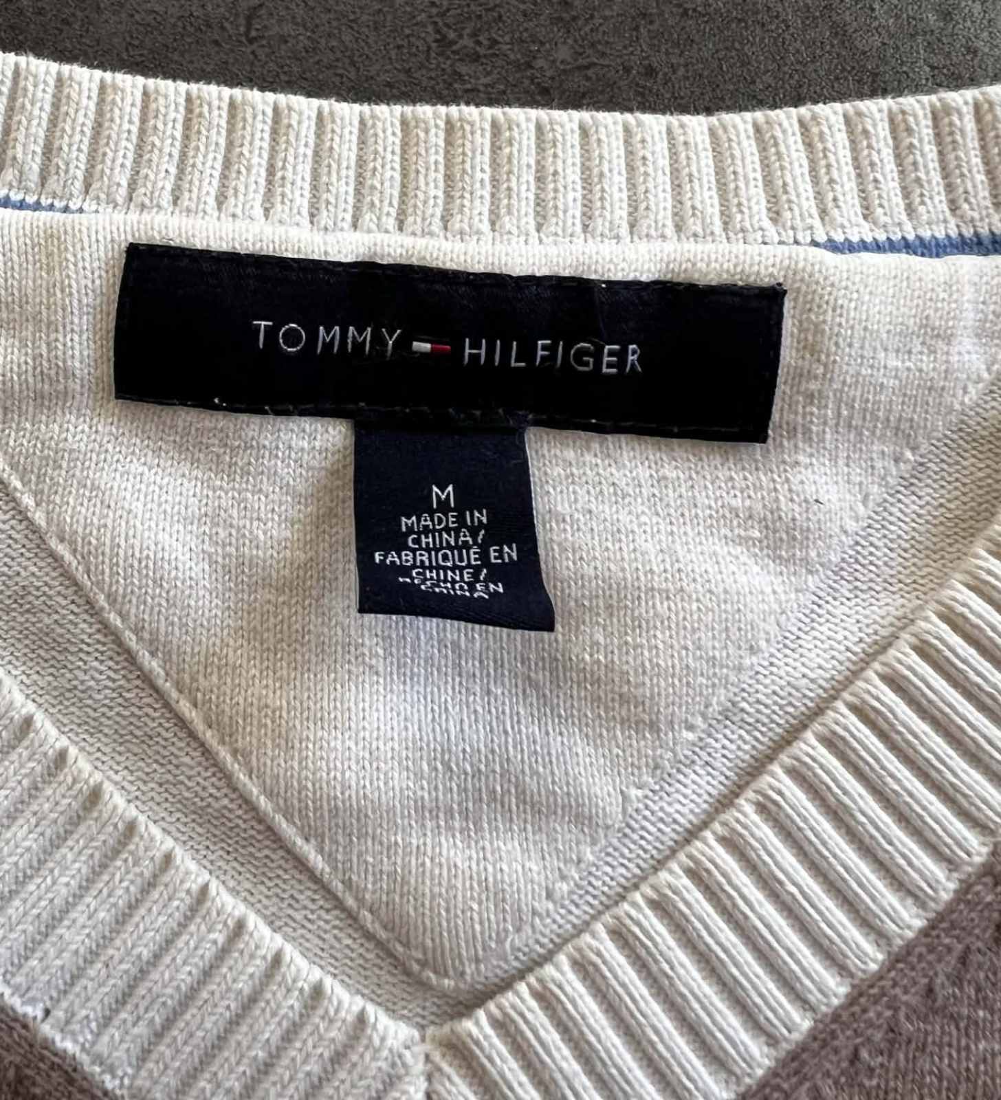 Tommy Hilfiger férfi pulóver M