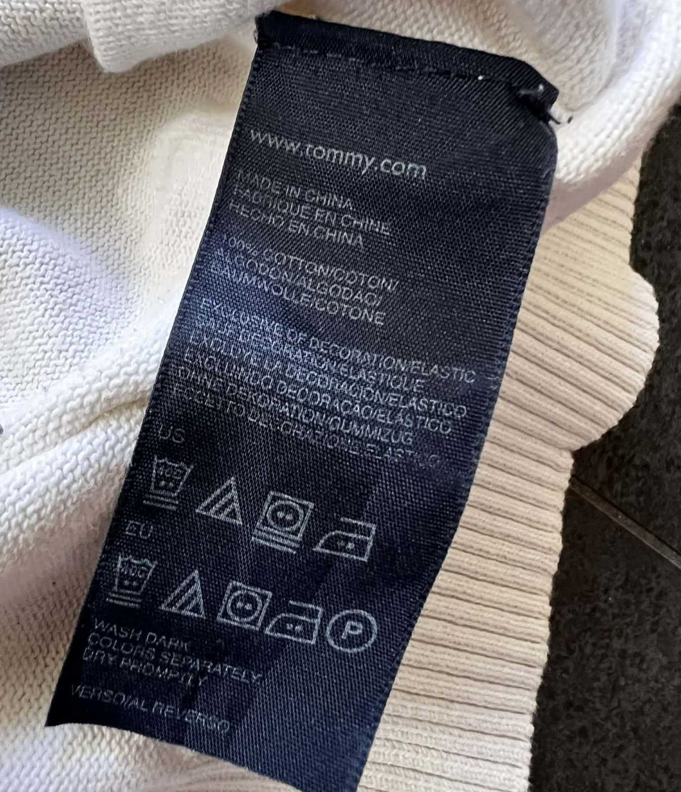 Tommy Hilfiger férfi pulóver M